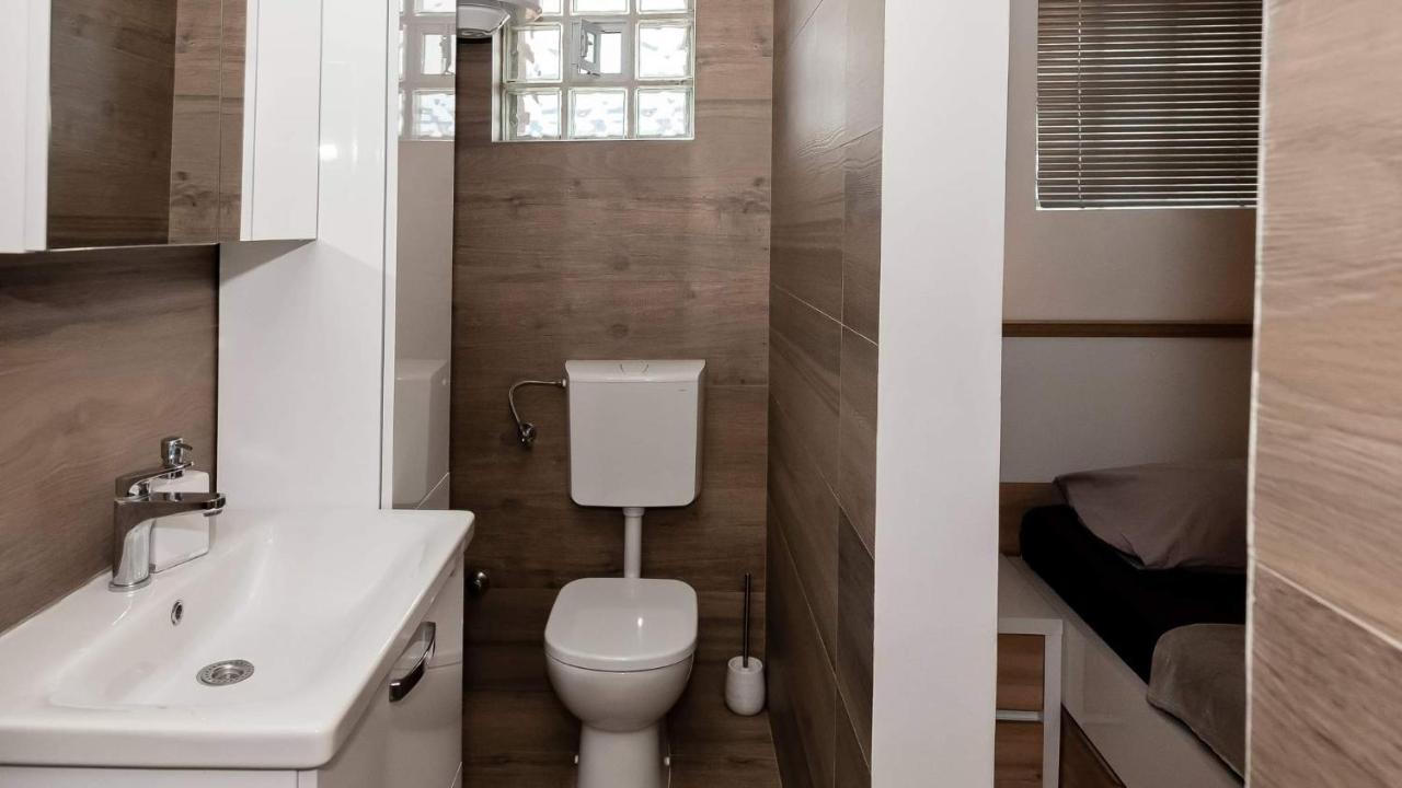 Apartment White Pearl Ražanac Kültér fotó